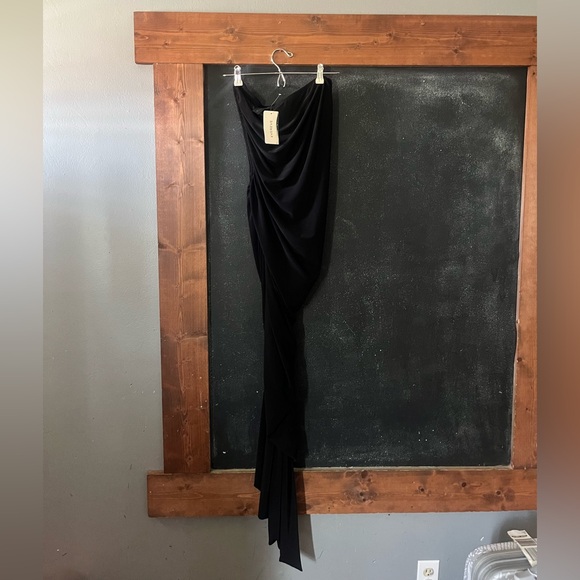 Norma Kamali Black Diana Draped Dress size M New - Picture 4 of 7